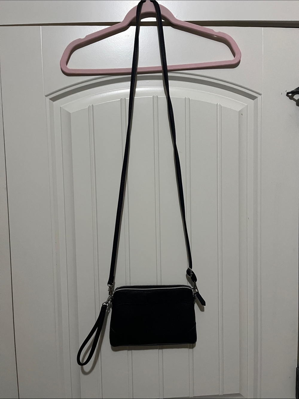 Black Crossbody Wristlet Bag - Sleek Everyday Carry